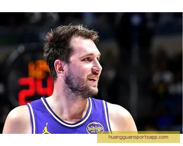 底线不可触碰 追梦发声力挺东契奇保护家人 霍里言论纯属借势炒作